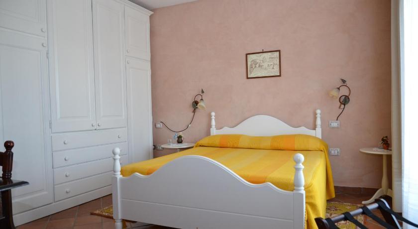 Agrestis Domus Guest House Сан Джовани а Пиро Стая снимка